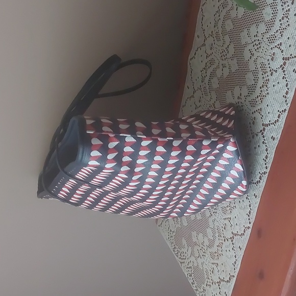 Nine West Navy Red and White Hearts Large Tote - Picture 3 of 16